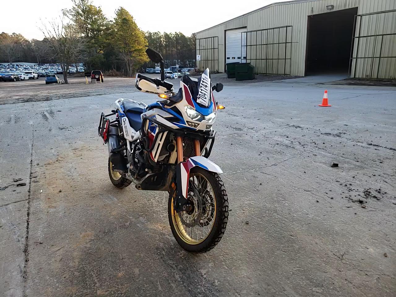 2020 HONDA CRF1100 D4 JH2SD1044LK000105