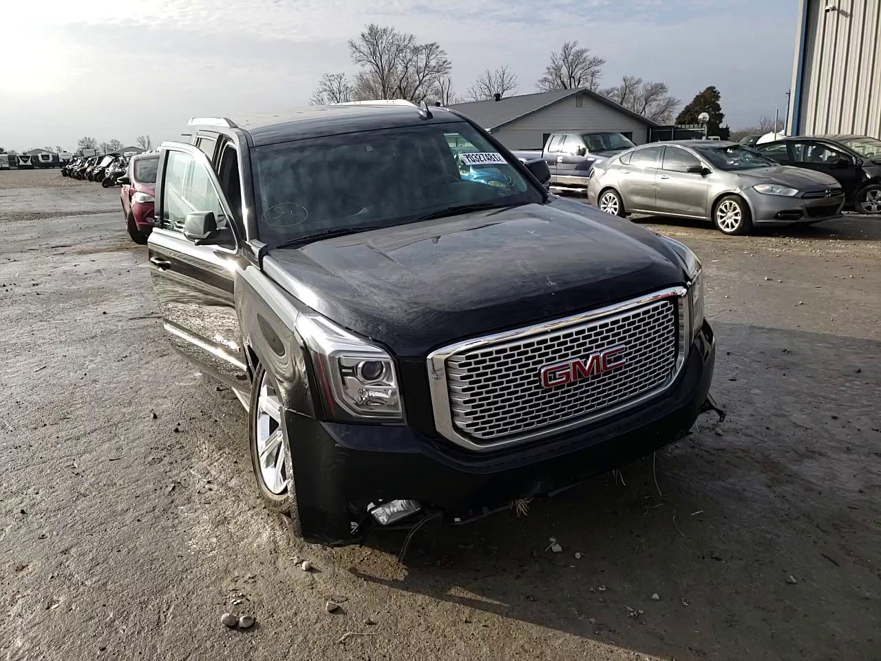 2017 GMC YUKON SLE 1GKS2AKC0HR279218