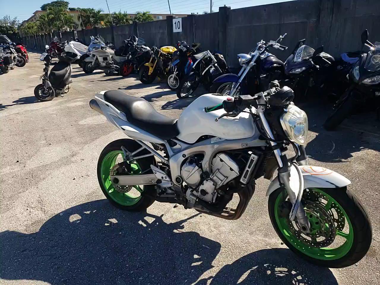 2005 YAMAHA FZ6 S JYARJ08E25A002642