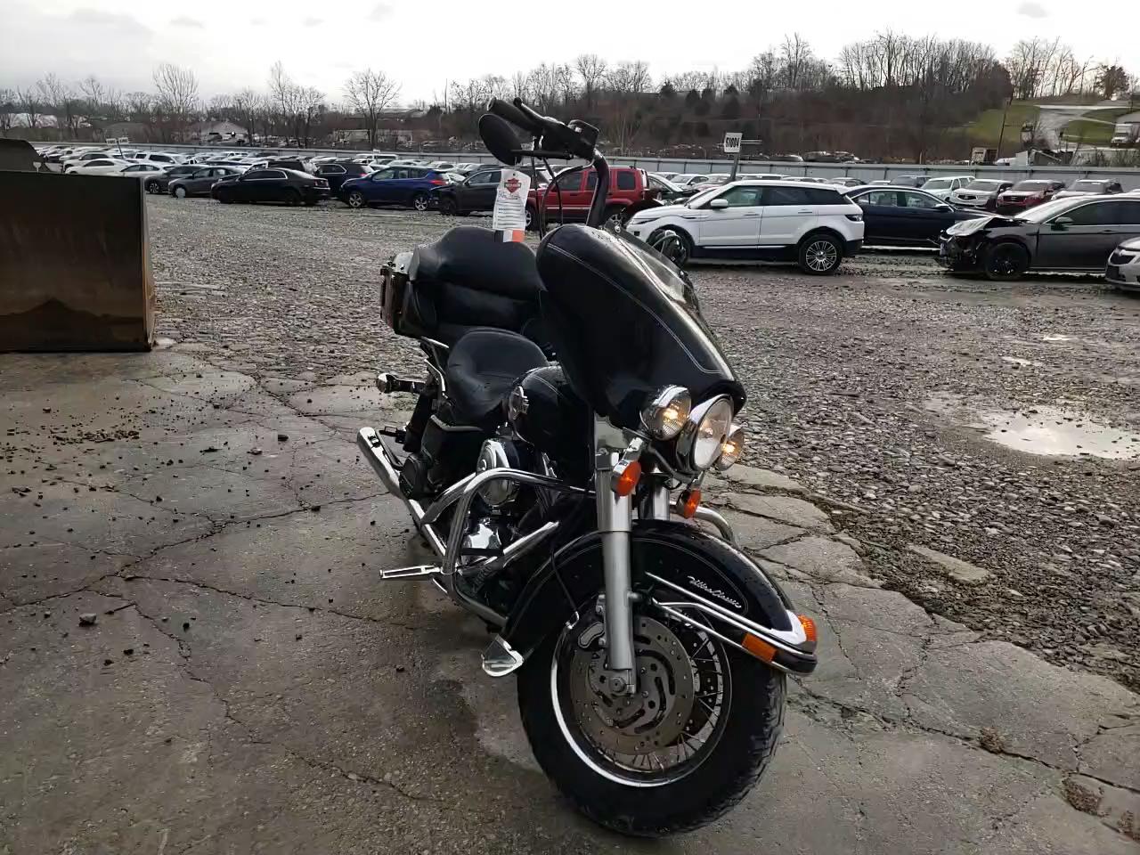 2005 HARLEY-DAVIDSON FLHTCUI 1HD1FCW155Y686127