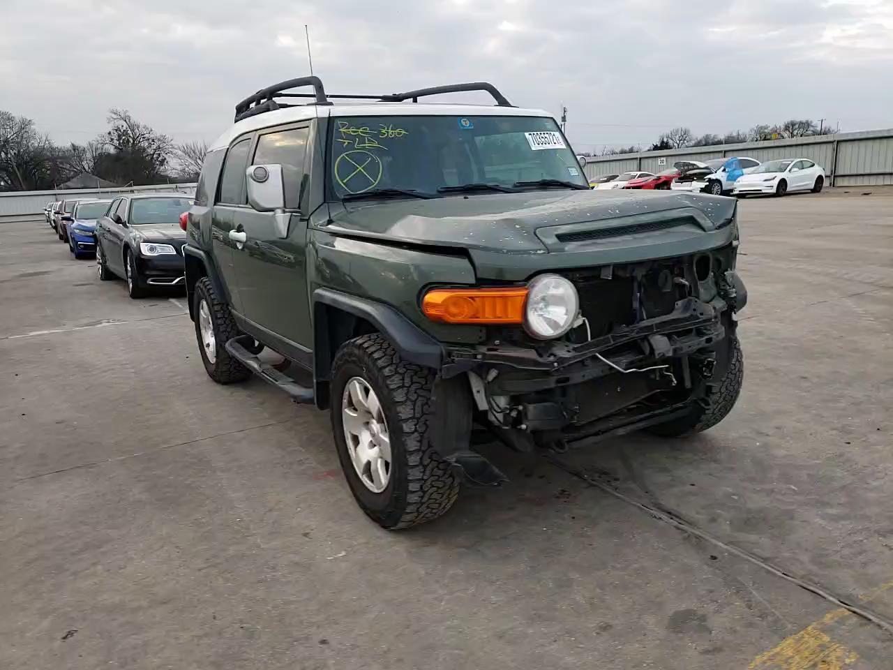 2010 TOYOTA FJ CRUISER JTEBU4BF4AK087294