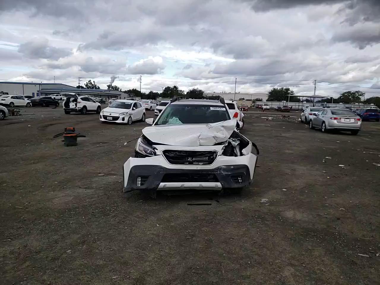 2021 SUBARU OUTBACK LI 4S4BTANCXM3211098