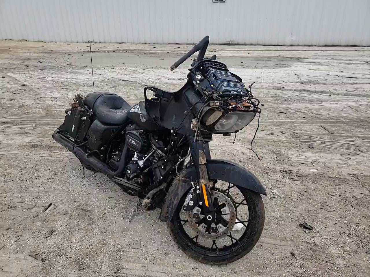 2021 HARLEY-DAVIDSON FLTRXS 1HD1KTP14MB653700