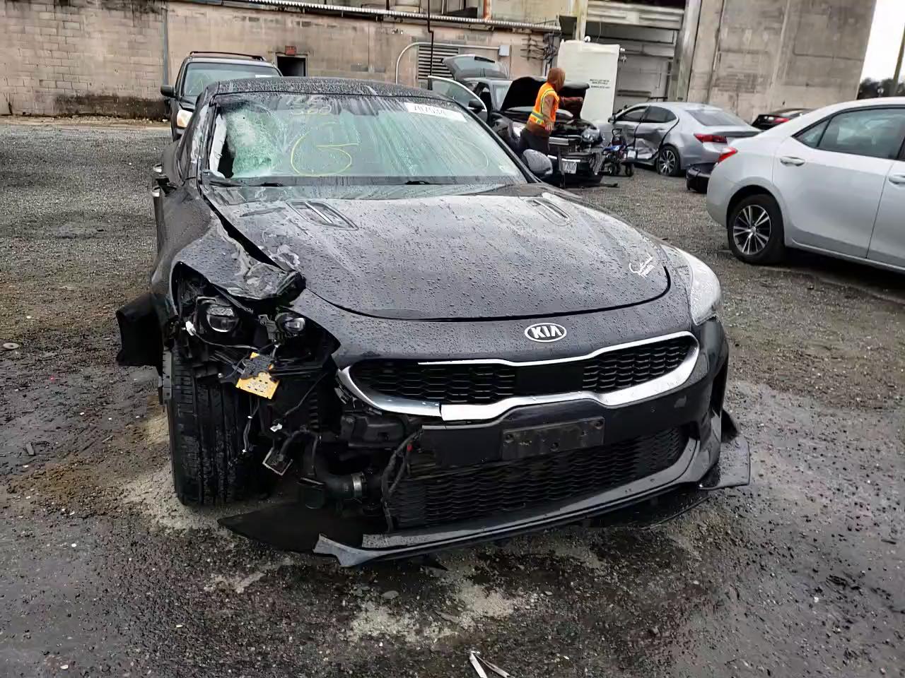 2019 KIA STINGER PR KNAE25LA8K6051177