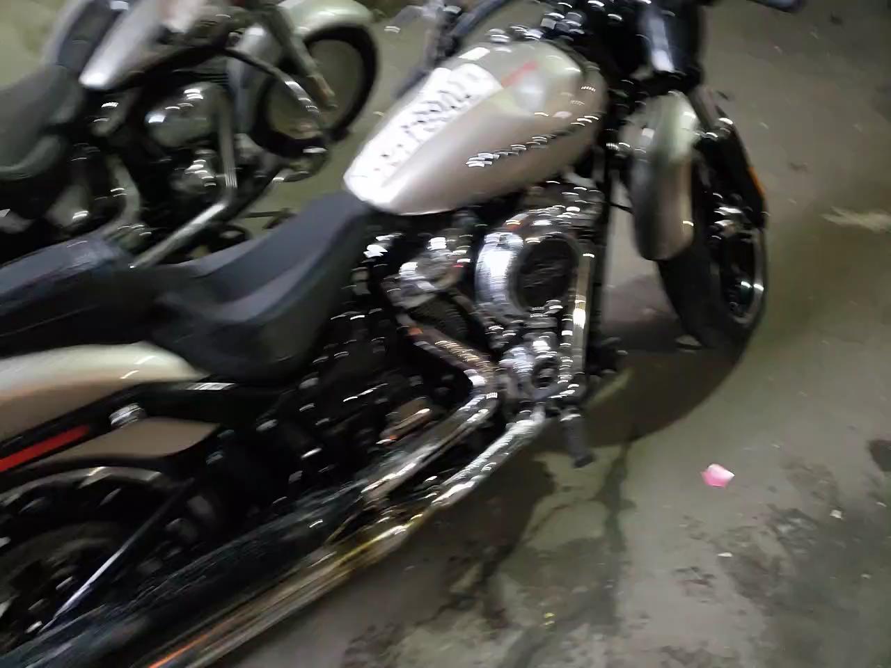 2018 HARLEY-DAVIDSON FXBR BREAK 1HD1YEJ1XJC032728