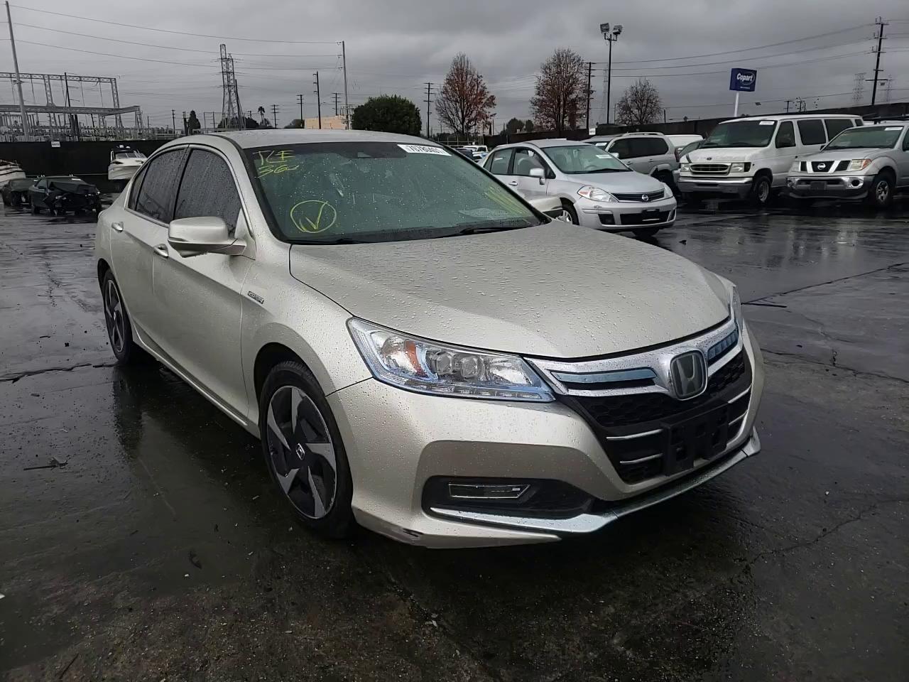 2014 HONDA ACCORD PLU JHMCR5F72EC000624