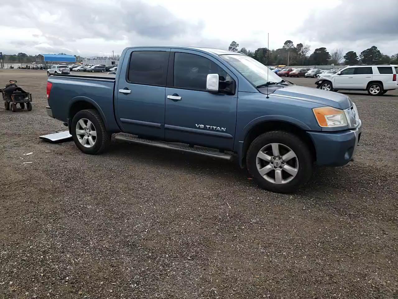 2010 NISSAN TITAN XE 1N6BA0EC7AN320829