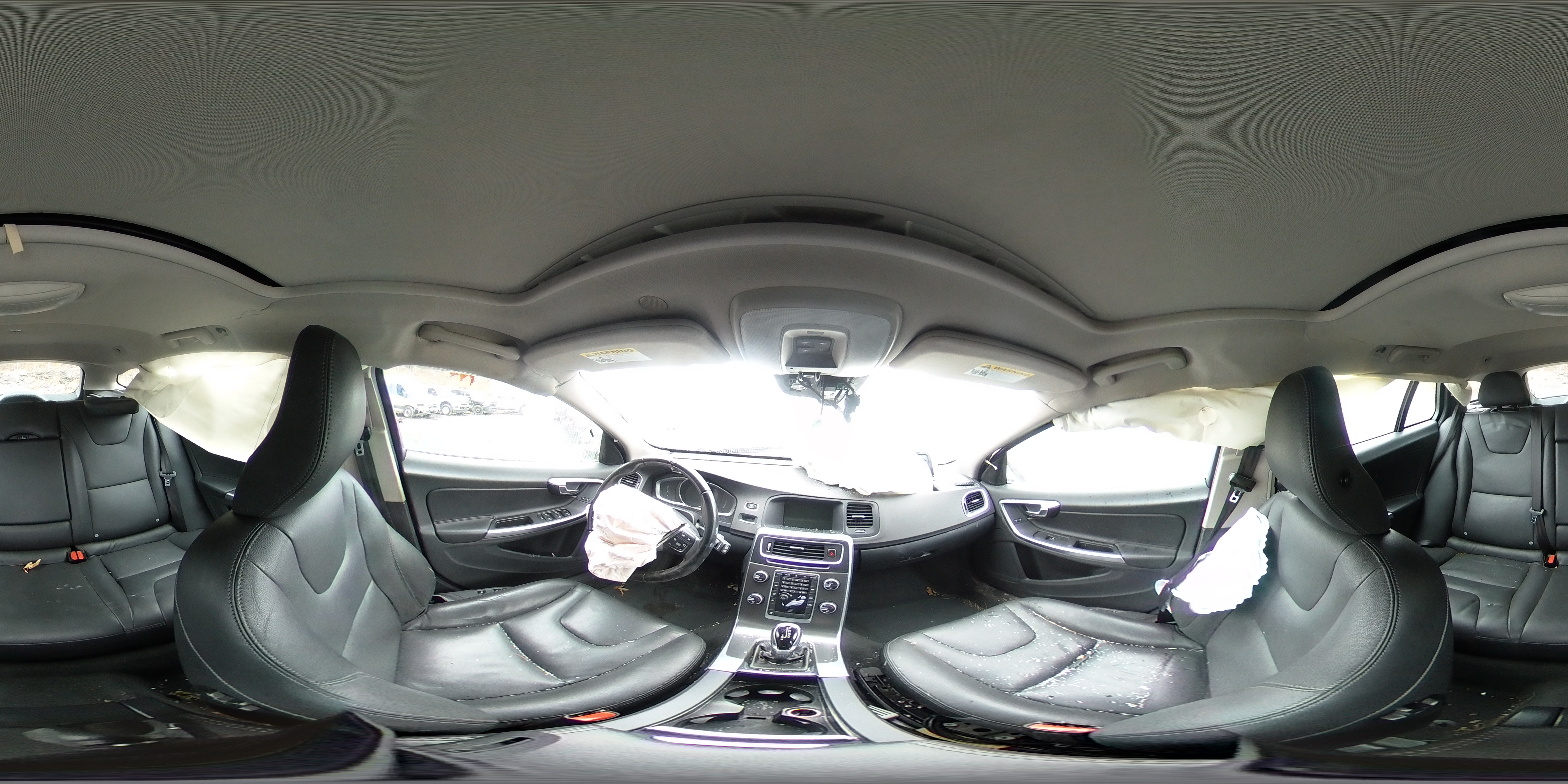 2015 VOLVO V60 PREMIE YV1612SB5F1195642