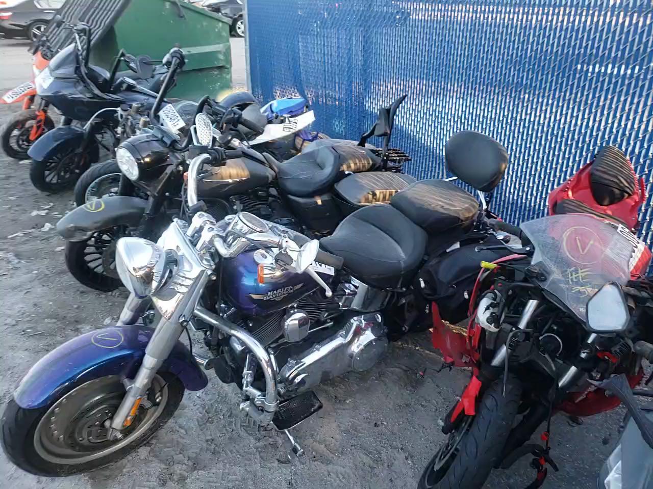 2010 HARLEY-DAVIDSON FLSTF 1HD1BX515AB015252