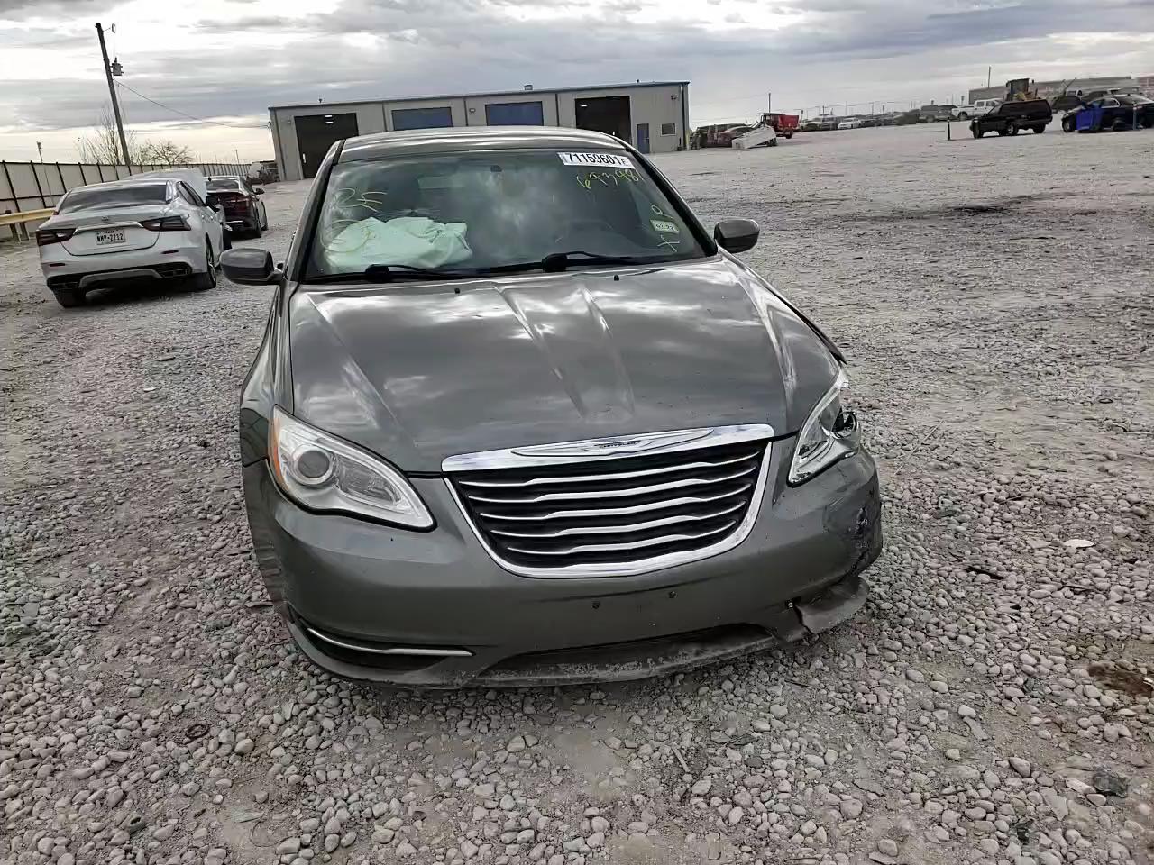 2013 CHRYSLER 200 TOURIN 1C3CCBBB1DN693981