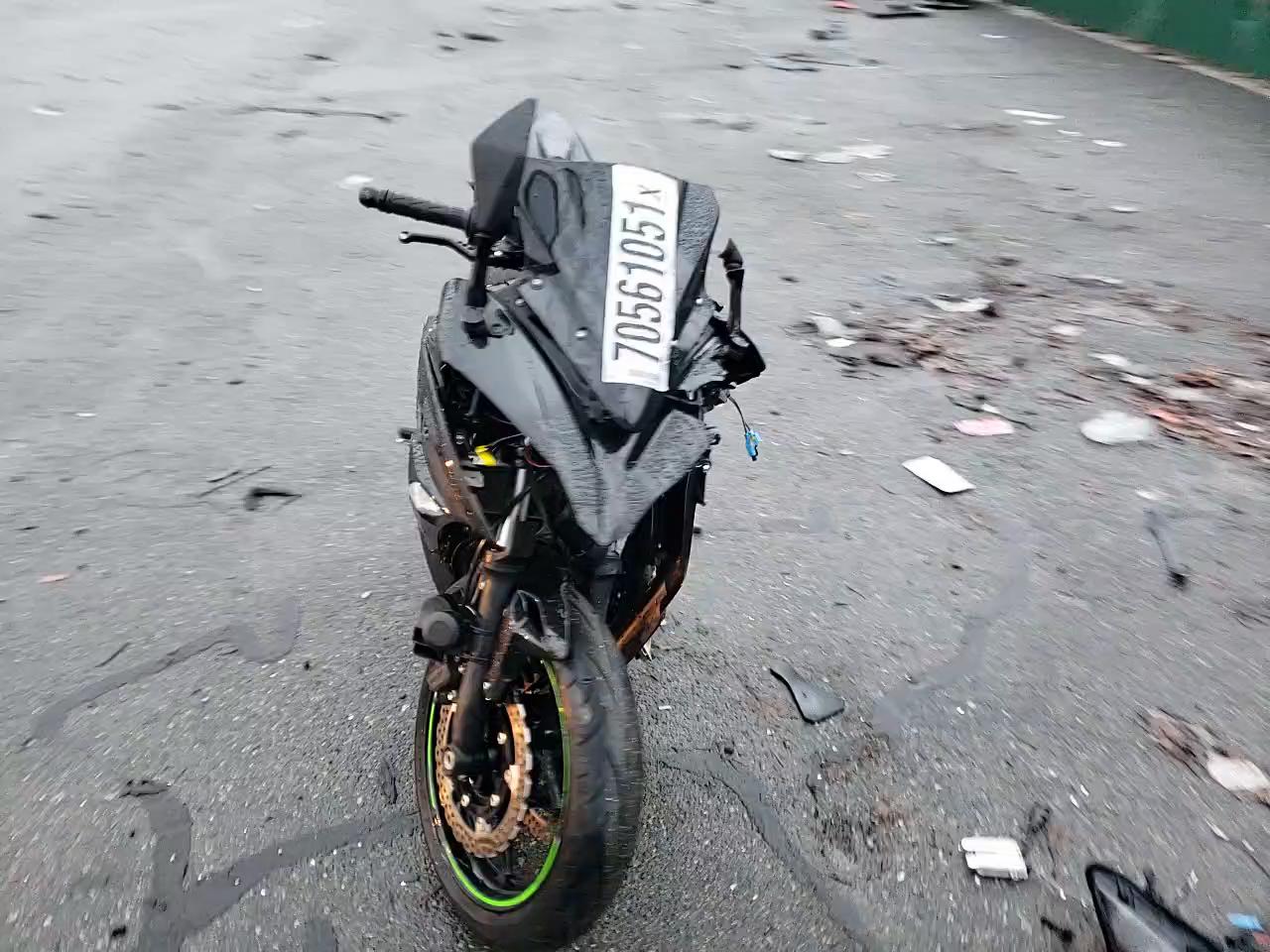2019 KAWASAKI EX650 J JKAEXEJ1XKDA03700