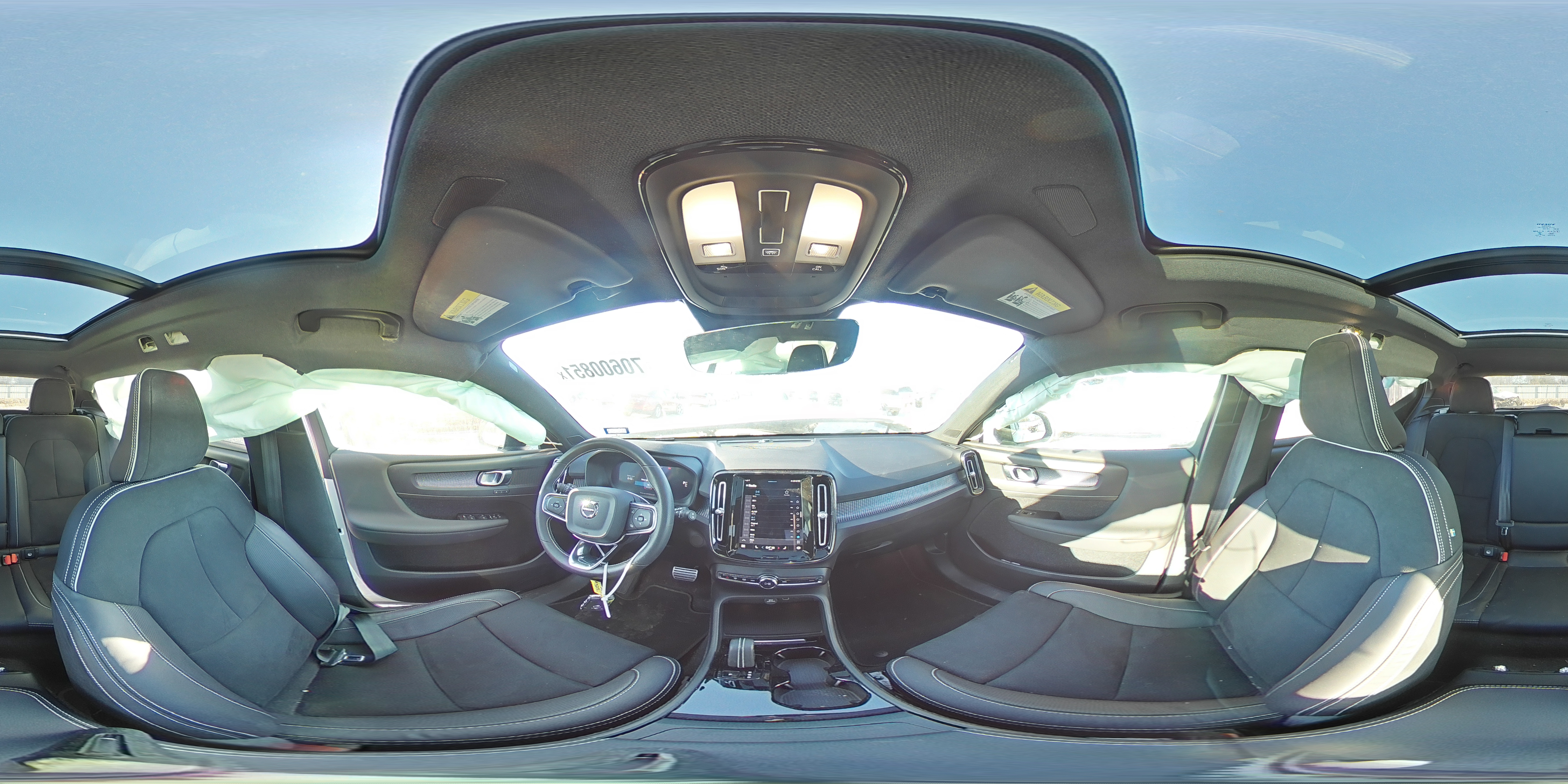 2021 VOLVO XC40 RECHA YV4ED3UR4M2534047