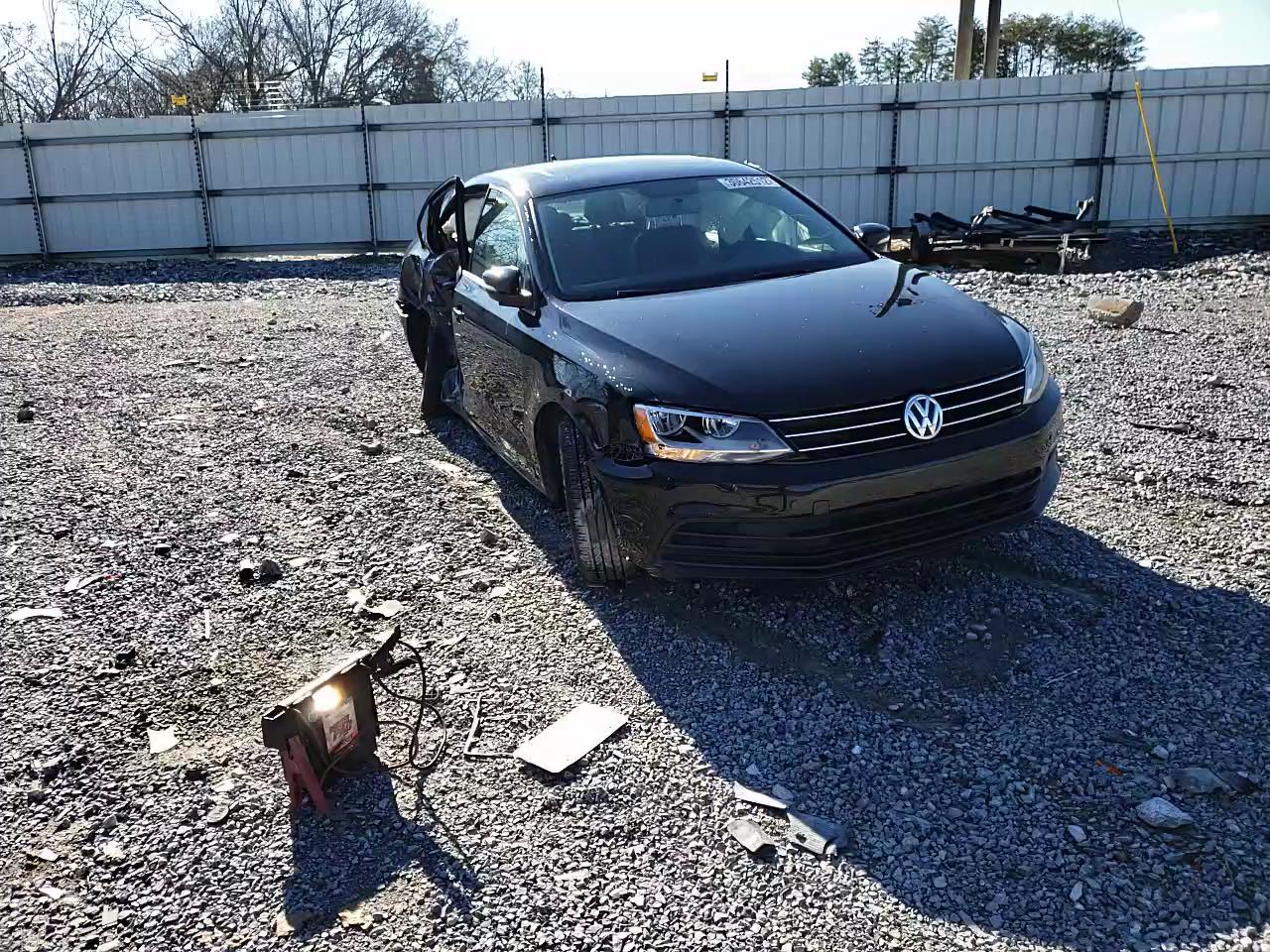 2015 VOLKSWAGEN JETTA SE 3VWD07AJ2FM255480