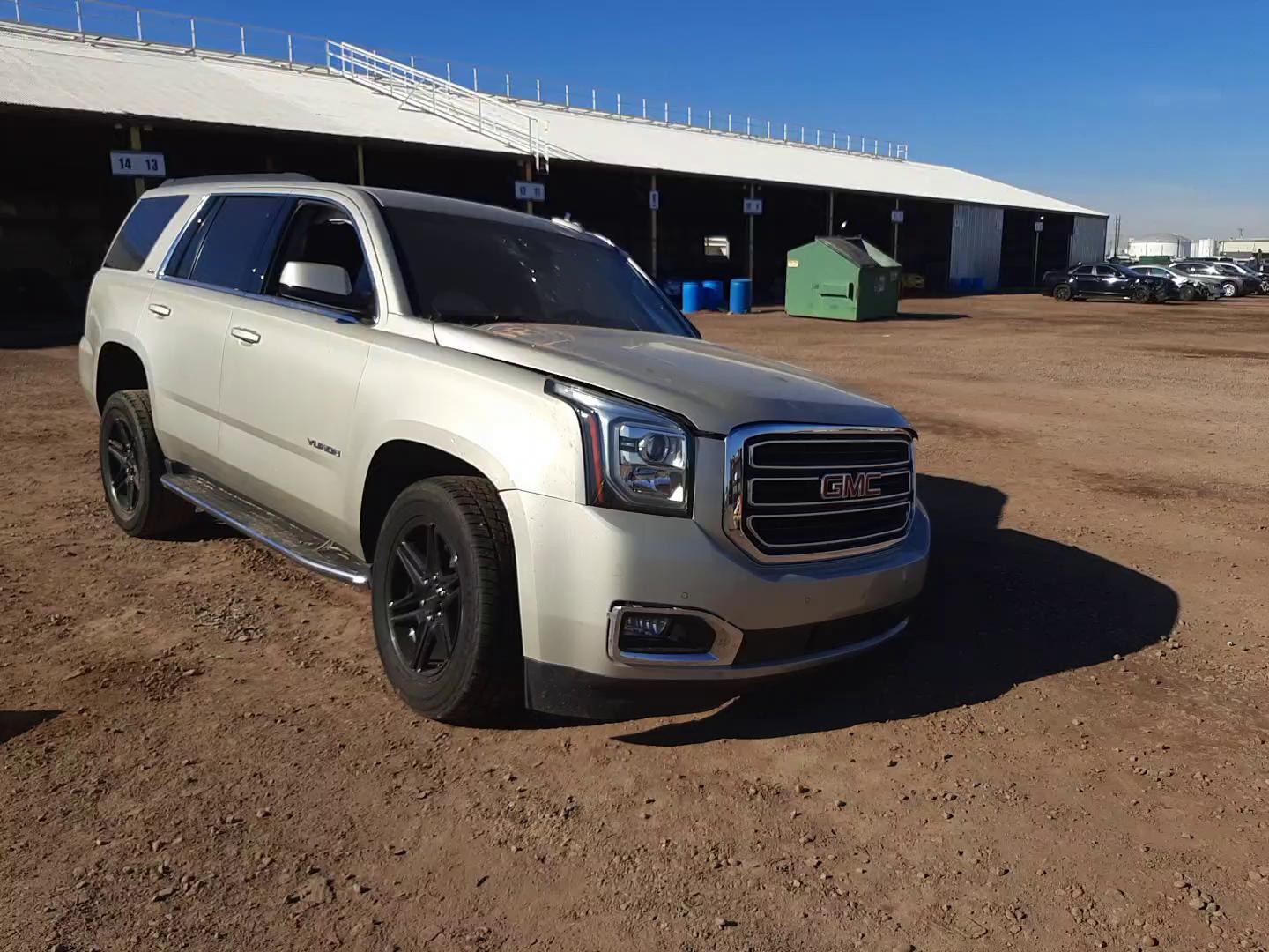 2017 GMC YUKON SLE 1GKS1AKC8HR189897