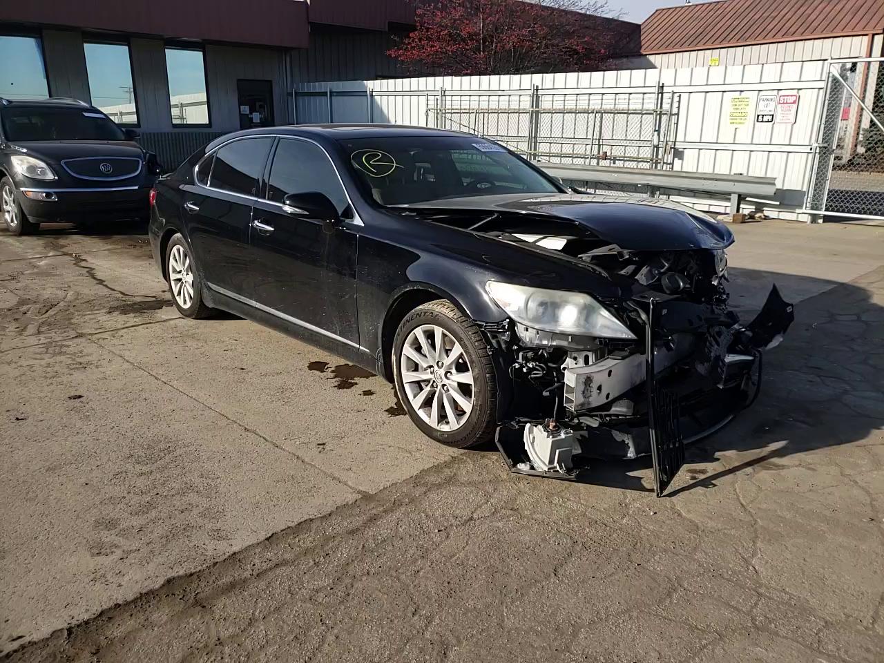 2010 LEXUS LS 460L JTHDL5EF8A5000981