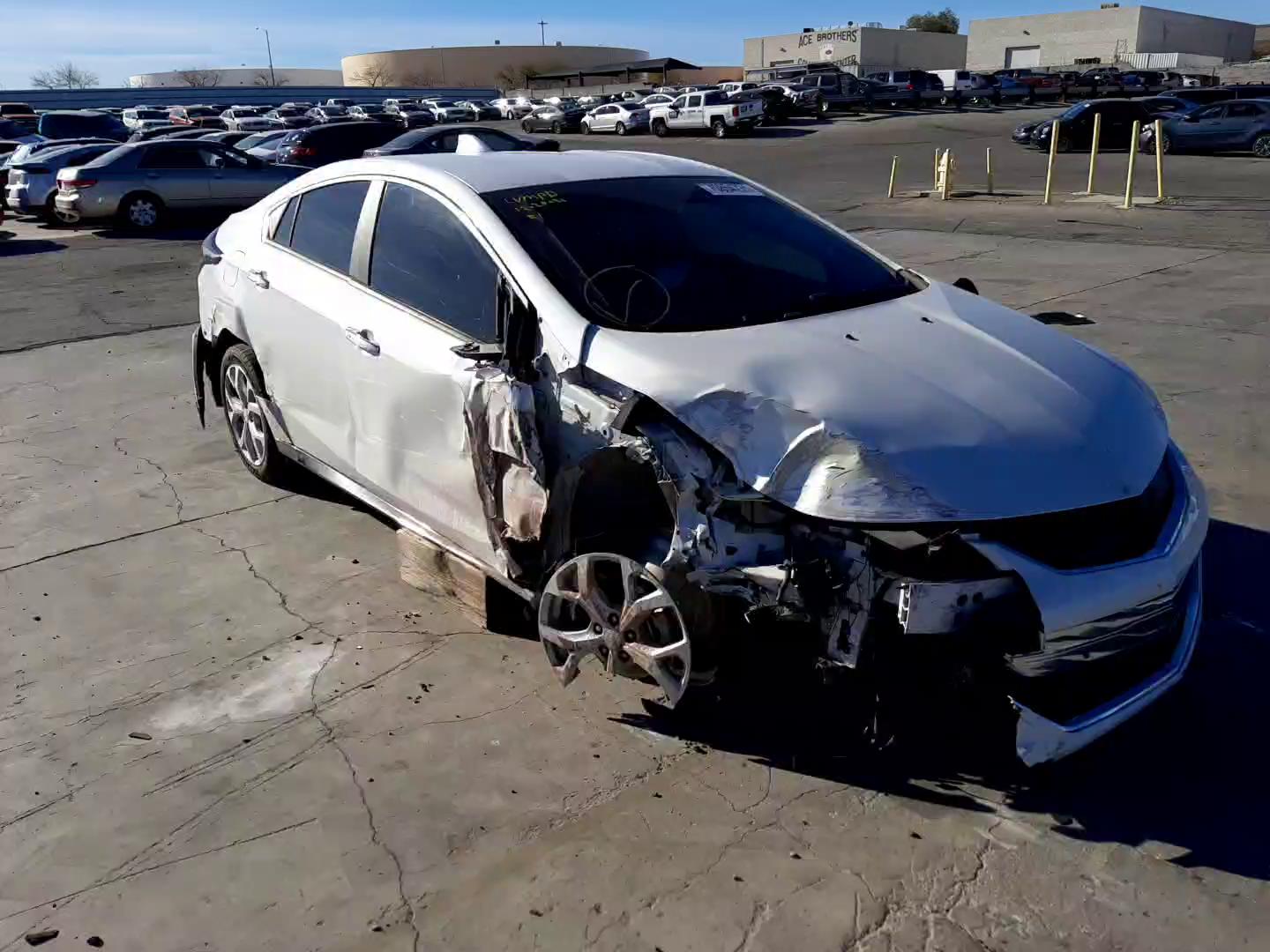 2018 CHEVROLET VOLT PREMI 1G1RB6S55JU158141