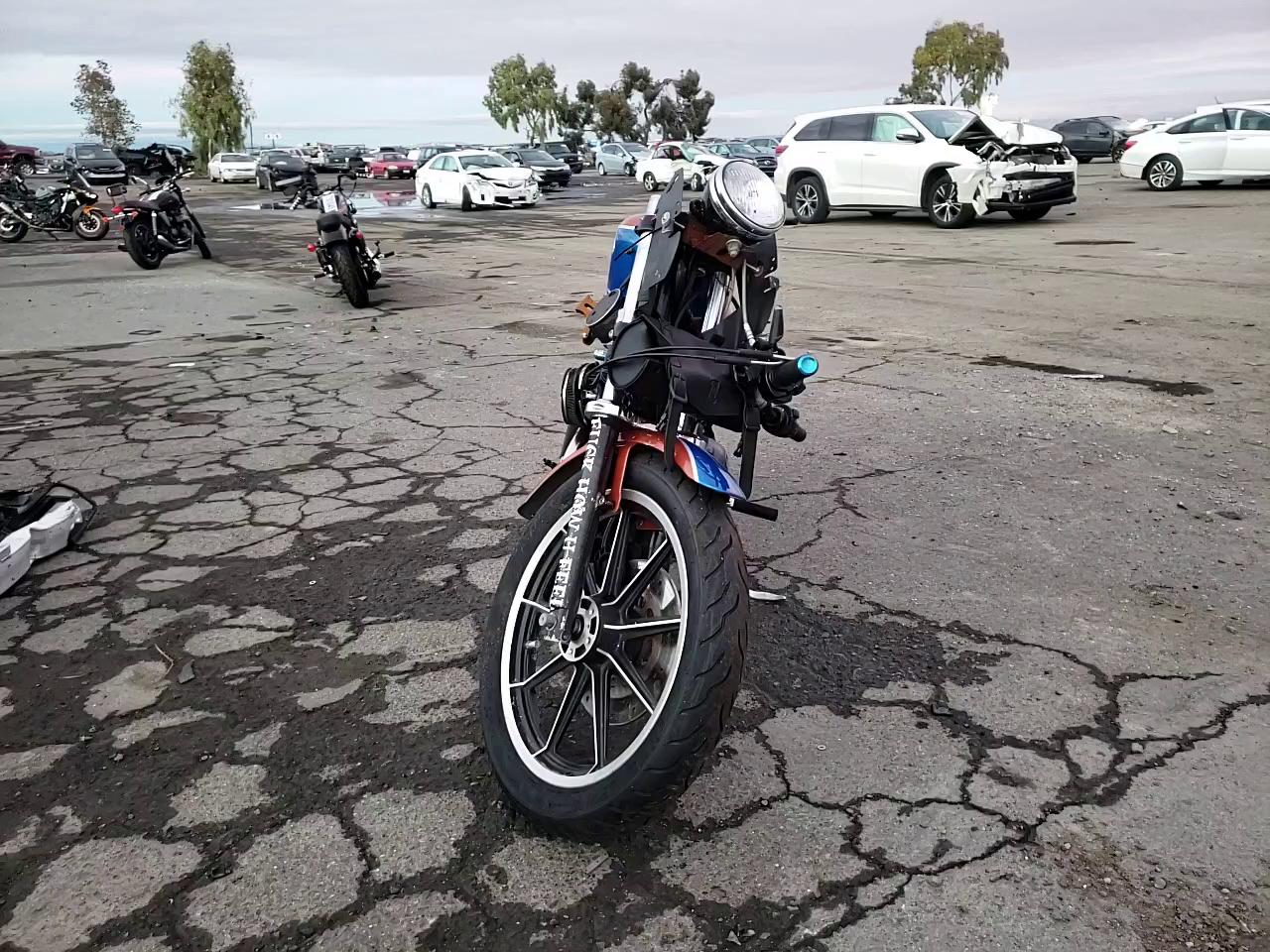 2003 HARLEY-DAVIDSON XL883 HUGG 1HD4CEM143K458575