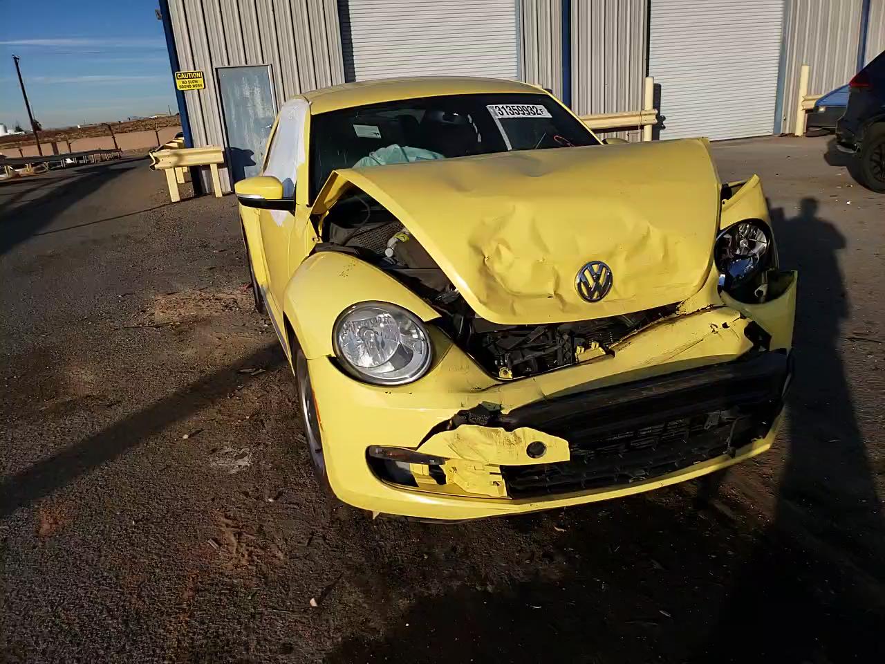 2013 VOLKSWAGEN BEETLE 3VWHX7AT6DM646188