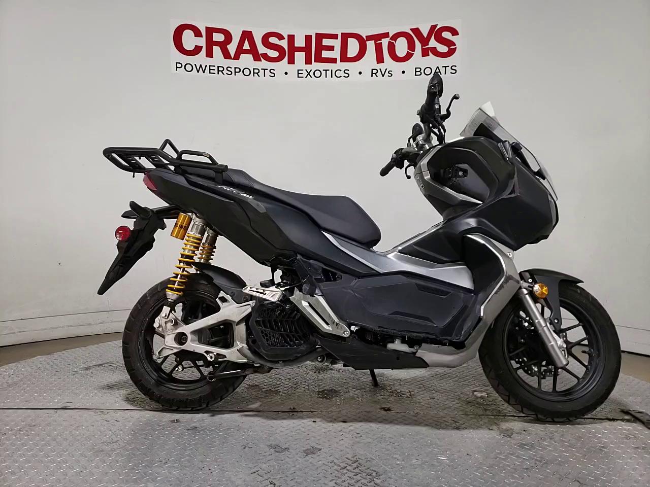 2021 HONDA ADV150 A MLHKF385XM5001090