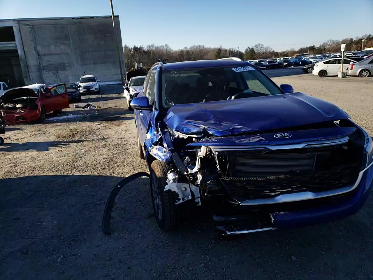 2021 KIA SELTOS S KNDEUCAA6M7186787