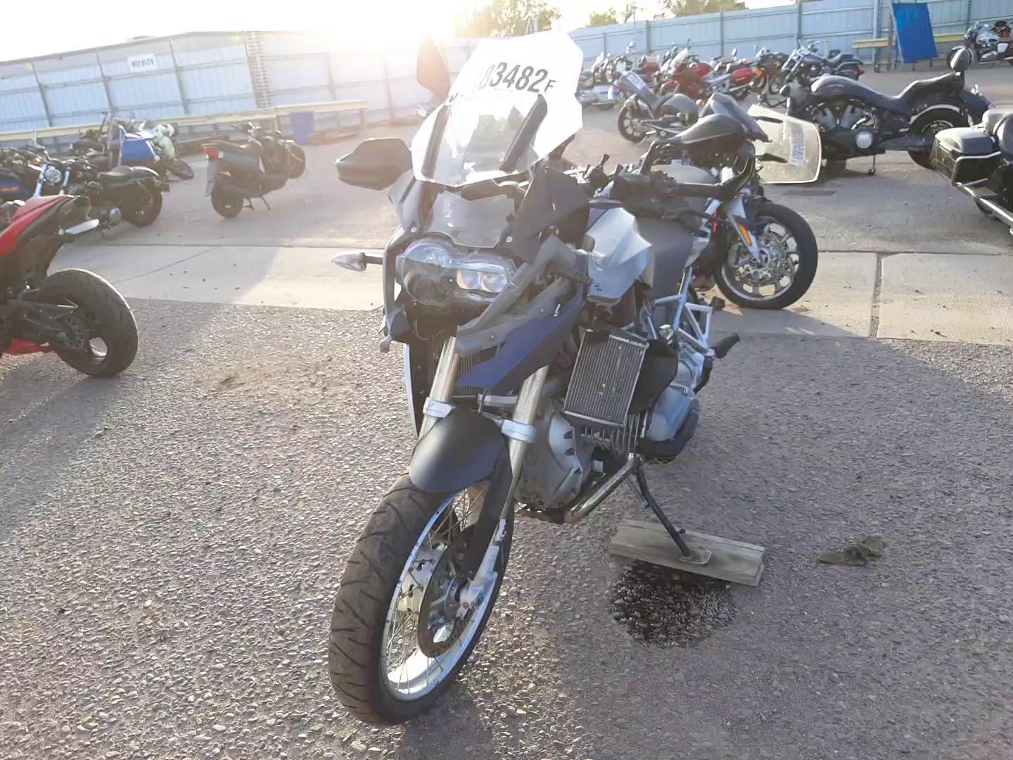 2016 BMW R1200 GS WB10A1109GZ670442