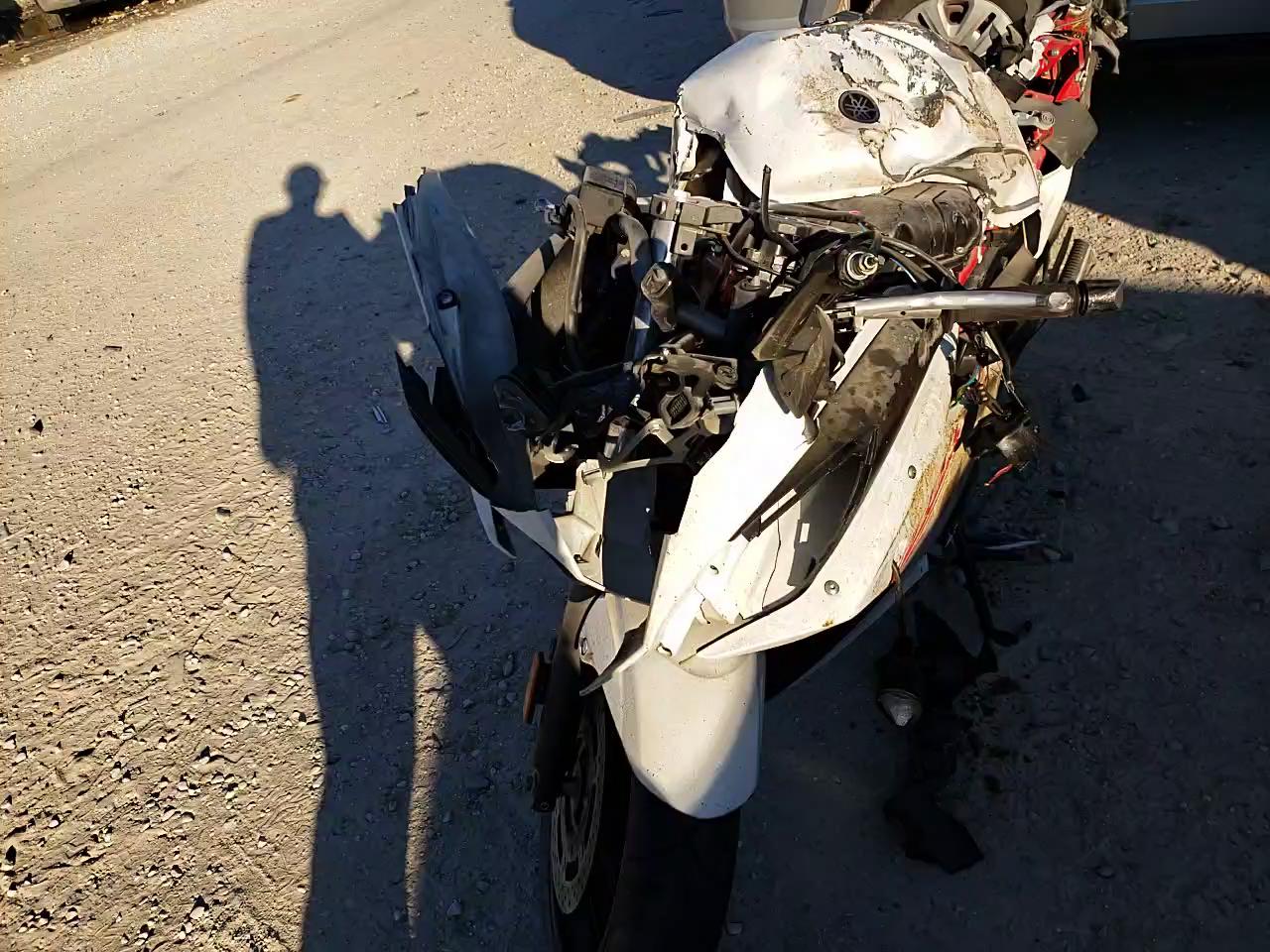 2013 YAMAHA FZ6 R JYARJ18E2DA011068