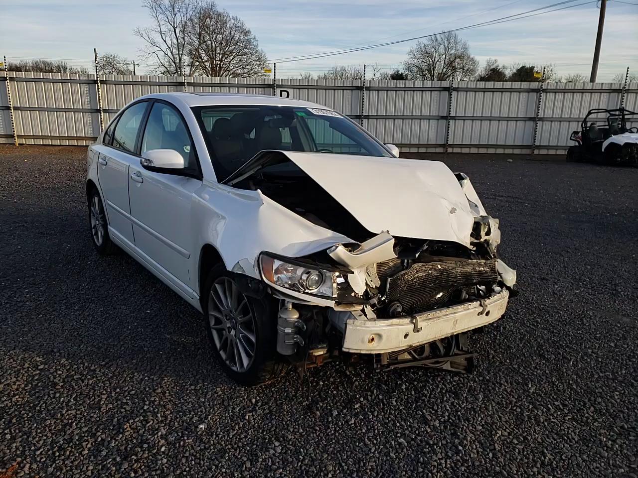 2010 VOLVO S40 2.4I YV1390MS1A2500215