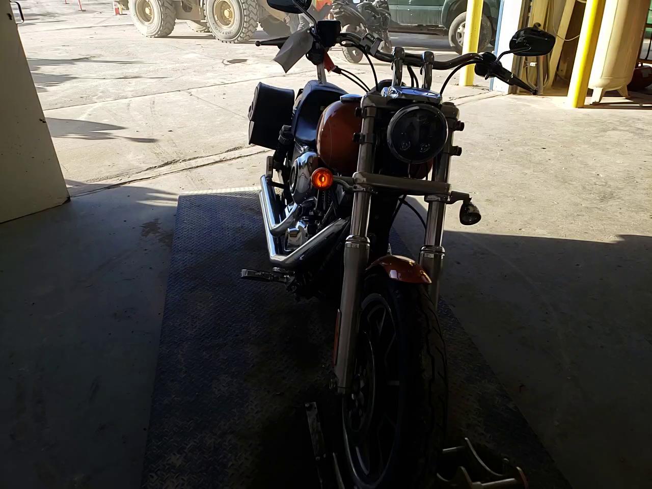 2015 HARLEY-DAVIDSON FXDL DYNA 1HD1GNM1XFC311926
