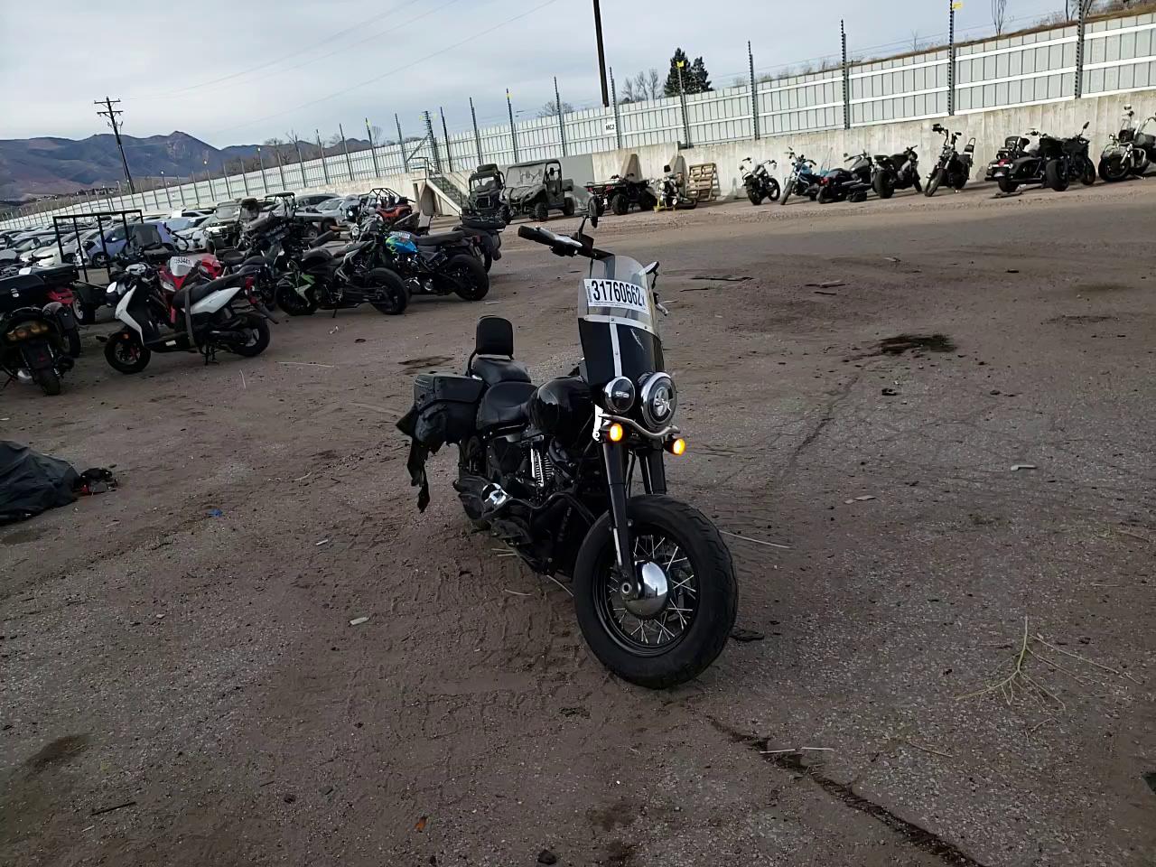 2018 HARLEY-DAVIDSON FLHCS HERI 1HD1YBK11JC080907