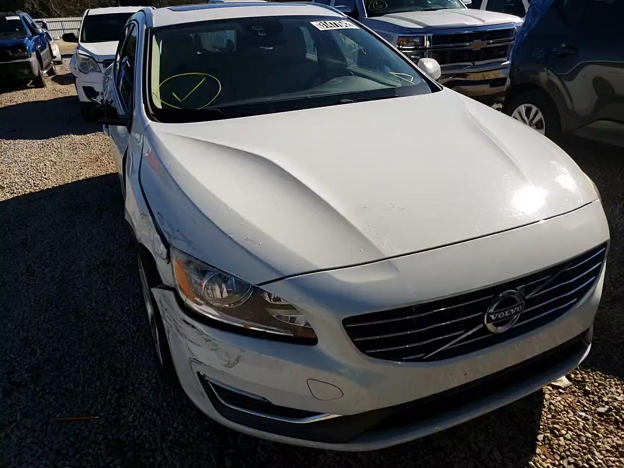 2015 VOLVO V60 PLATIN YV140MED1F1213749
