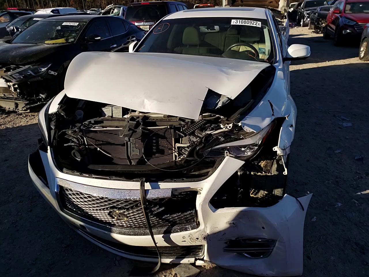 2015 INFINITI Q70 JN1BY1PP0FM600435