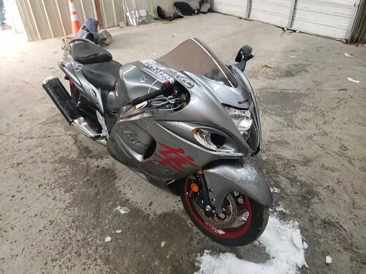 2019 SUZUKI GSX1300 RA JS1GX72B6K7101548