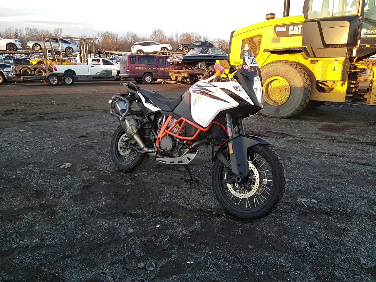 2018 KTM 1090 ADVEN VBKV49409JM996318