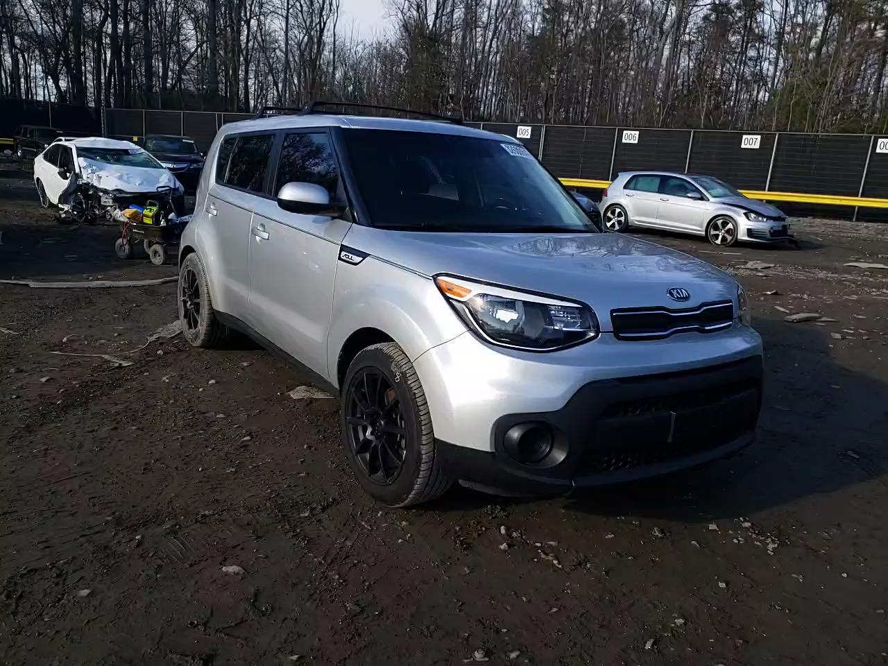 2018 KIA SOUL KNDJN2A22J7567823