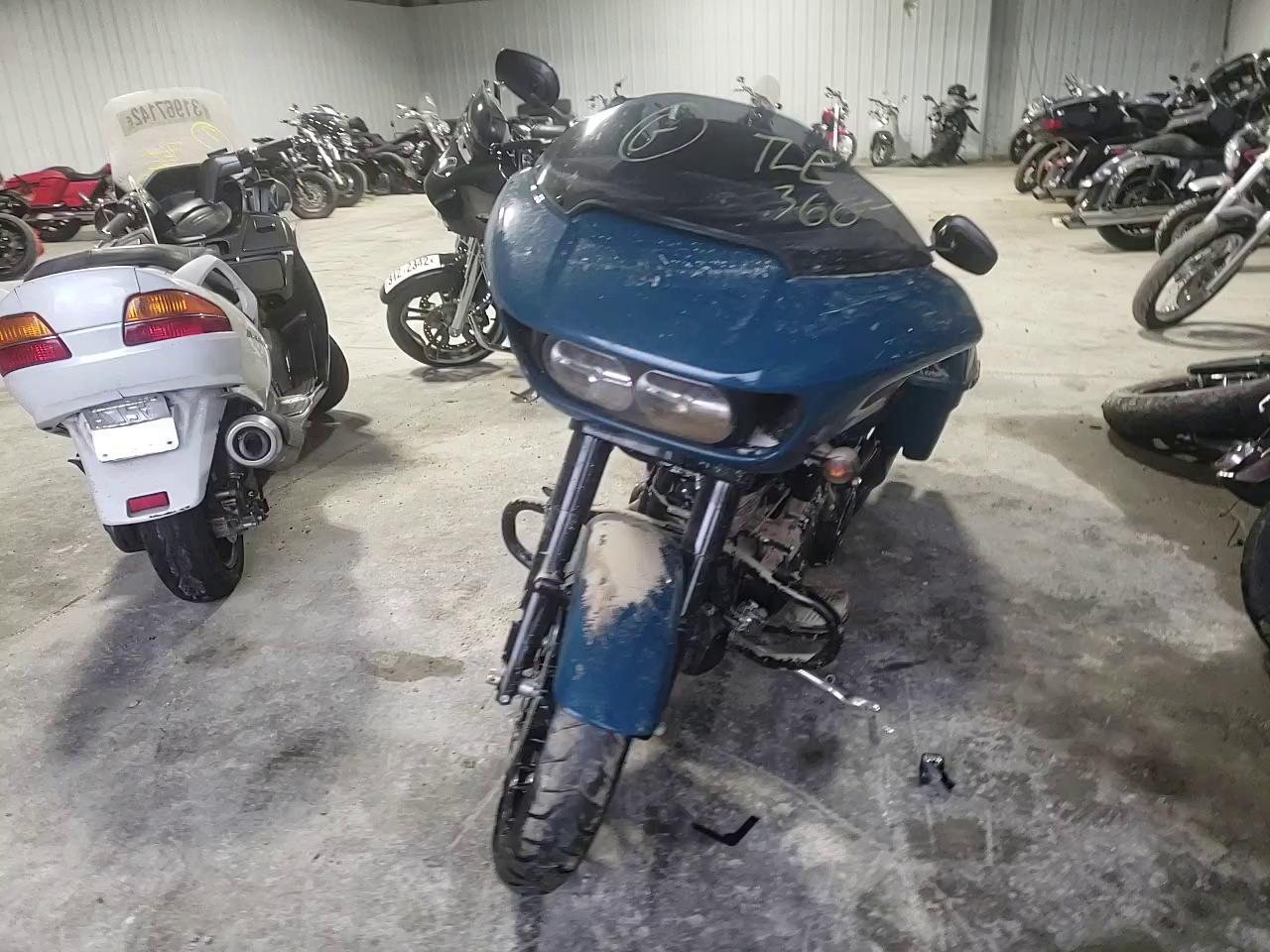 2021 HARLEY-DAVIDSON FLTRXS 1HD1KTP14MB620485
