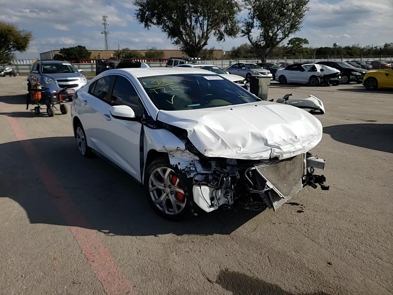 2018 CHEVROLET VOLT PREMI 1G1RB6S56JU106372