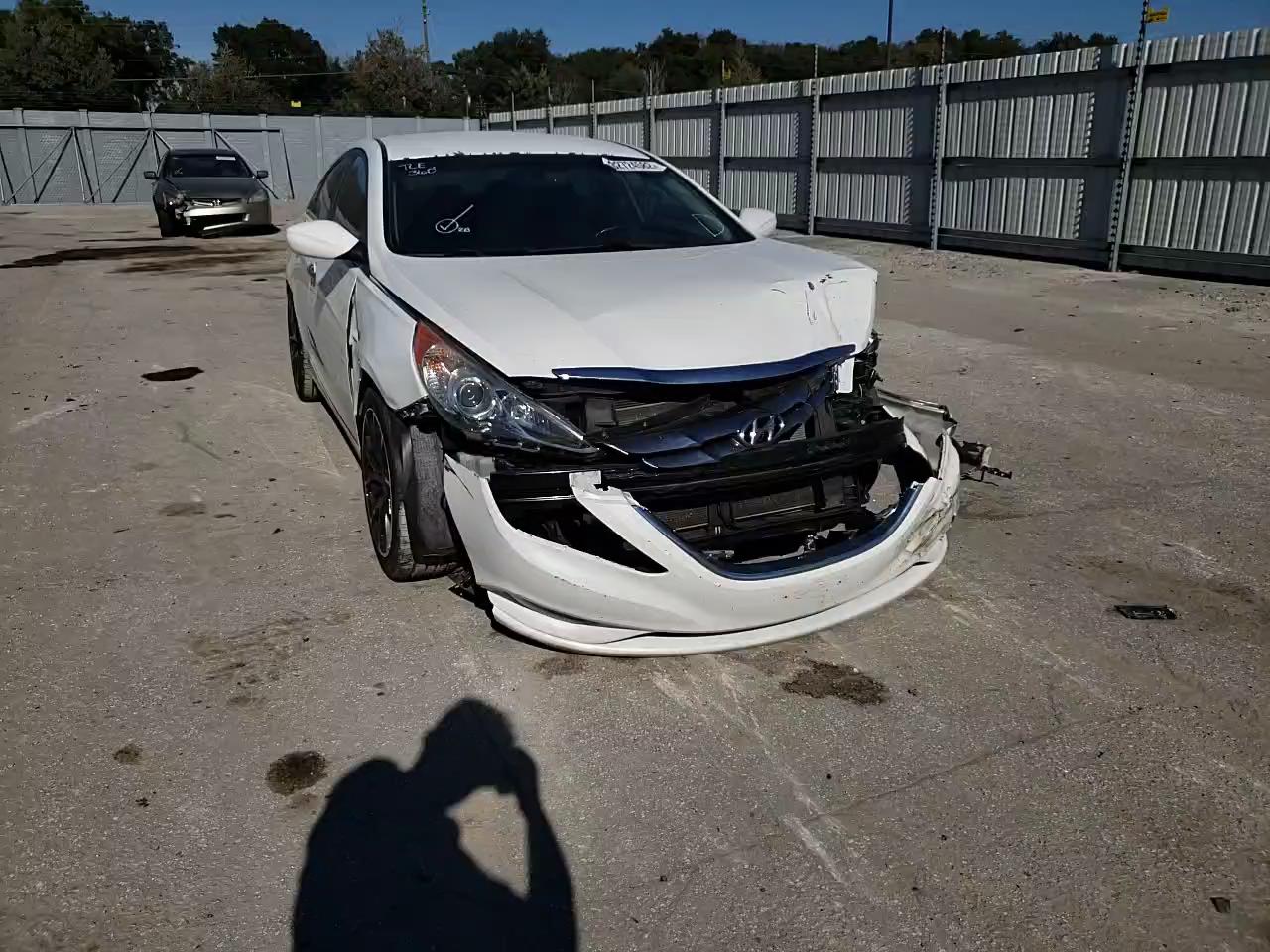 2011 HYUNDAI SONATA SE 5NPEC4AC0BH194175