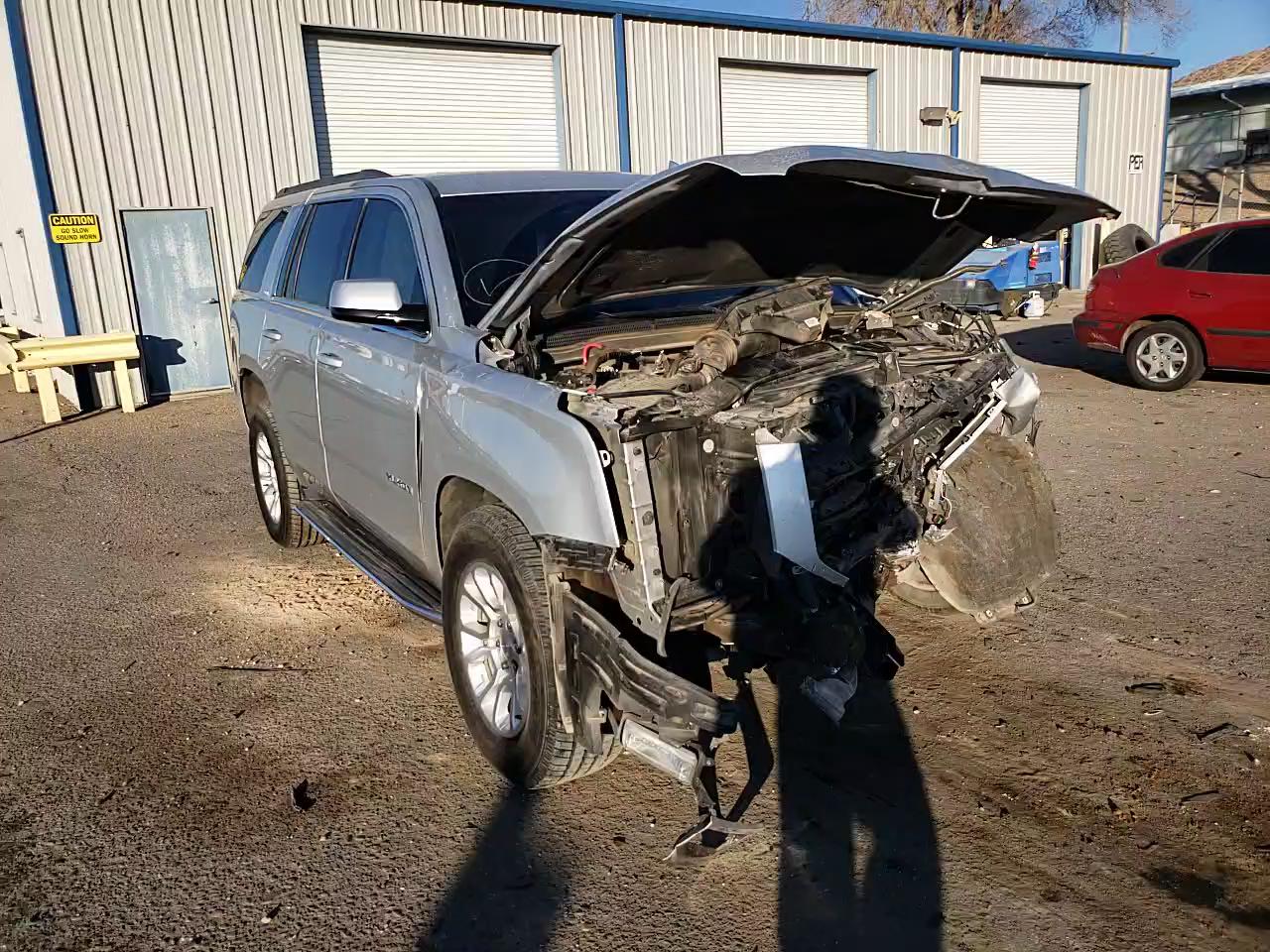 2016 GMC YUKON SLE 1GKS2AKC1GR322415