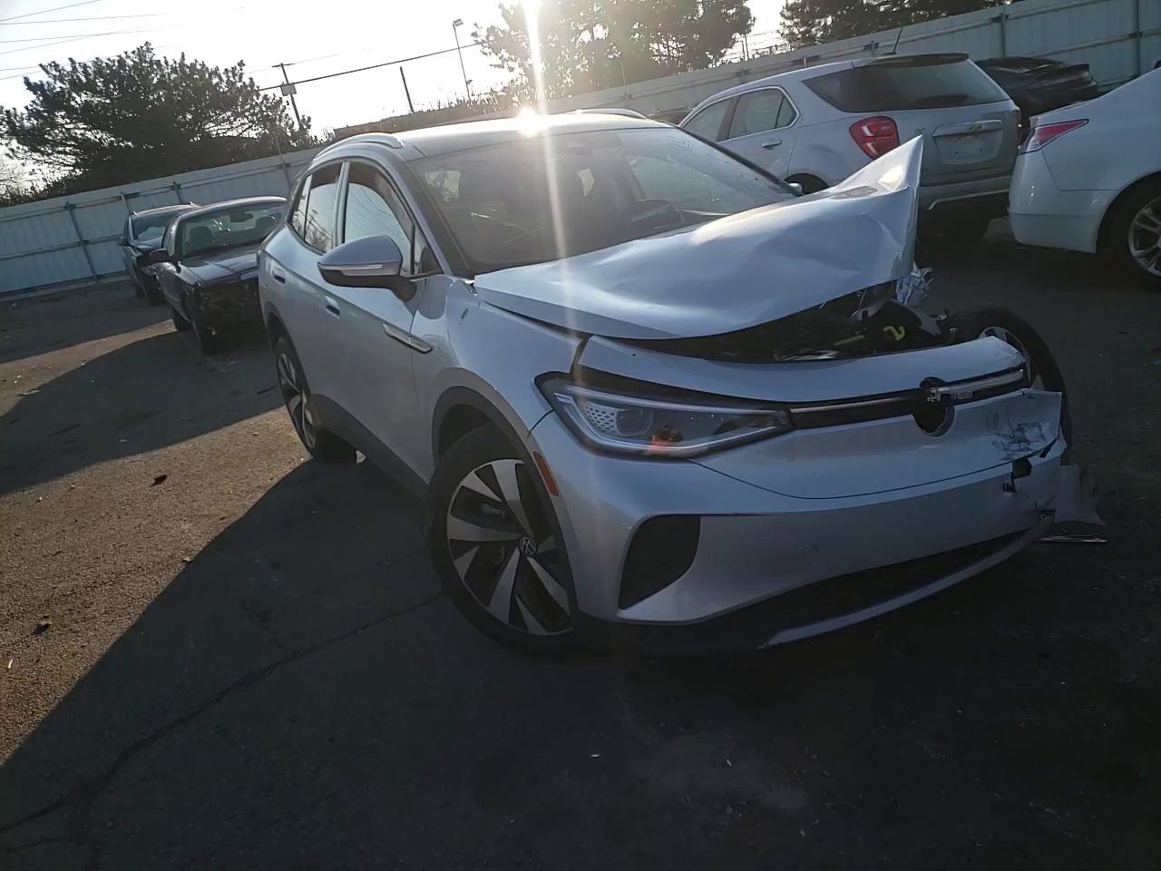 2021 VOLKSWAGEN ID.4 PRO S WVGUNPE20MP061802