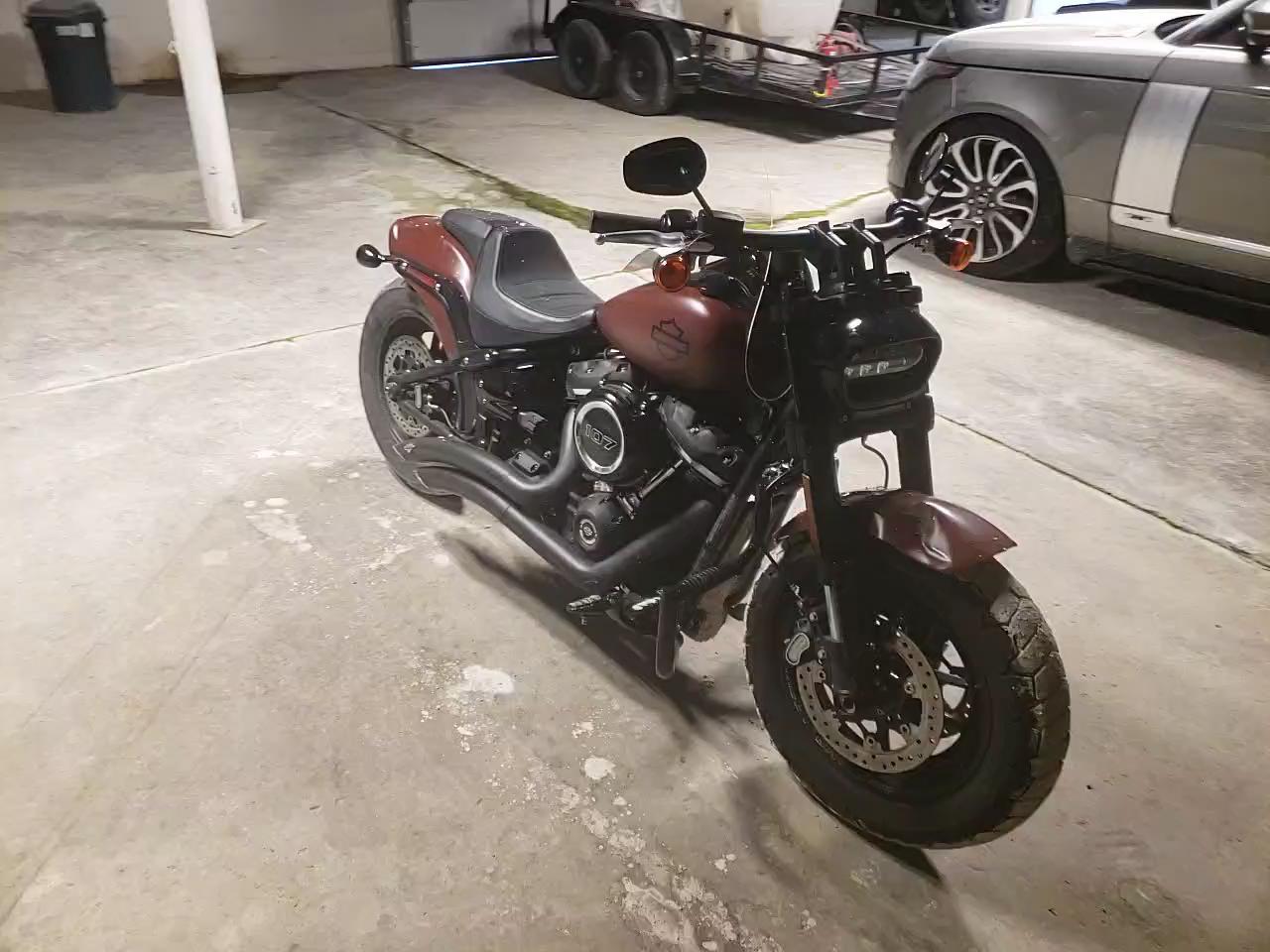 2018 HARLEY-DAVIDSON FXFB FAT B 1HD1YKJ17JC030966