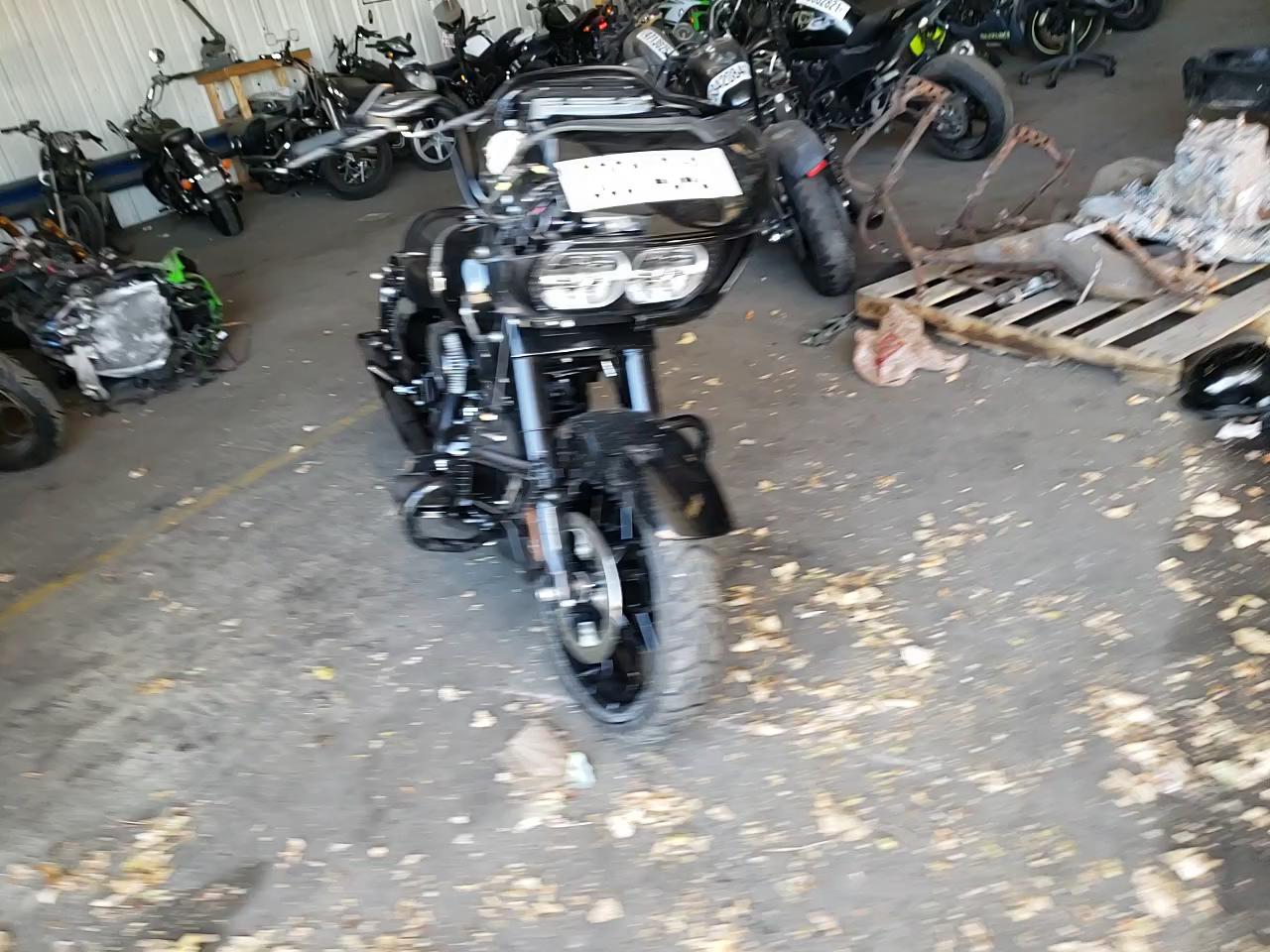 2021 HARLEY-DAVIDSON FLTRXS 1HD1KTP13MB669323