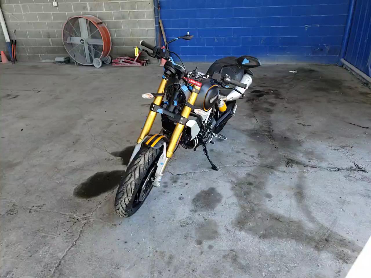 2018 DUCATI SCRAMBLER ZDMKAFCP1JB000567