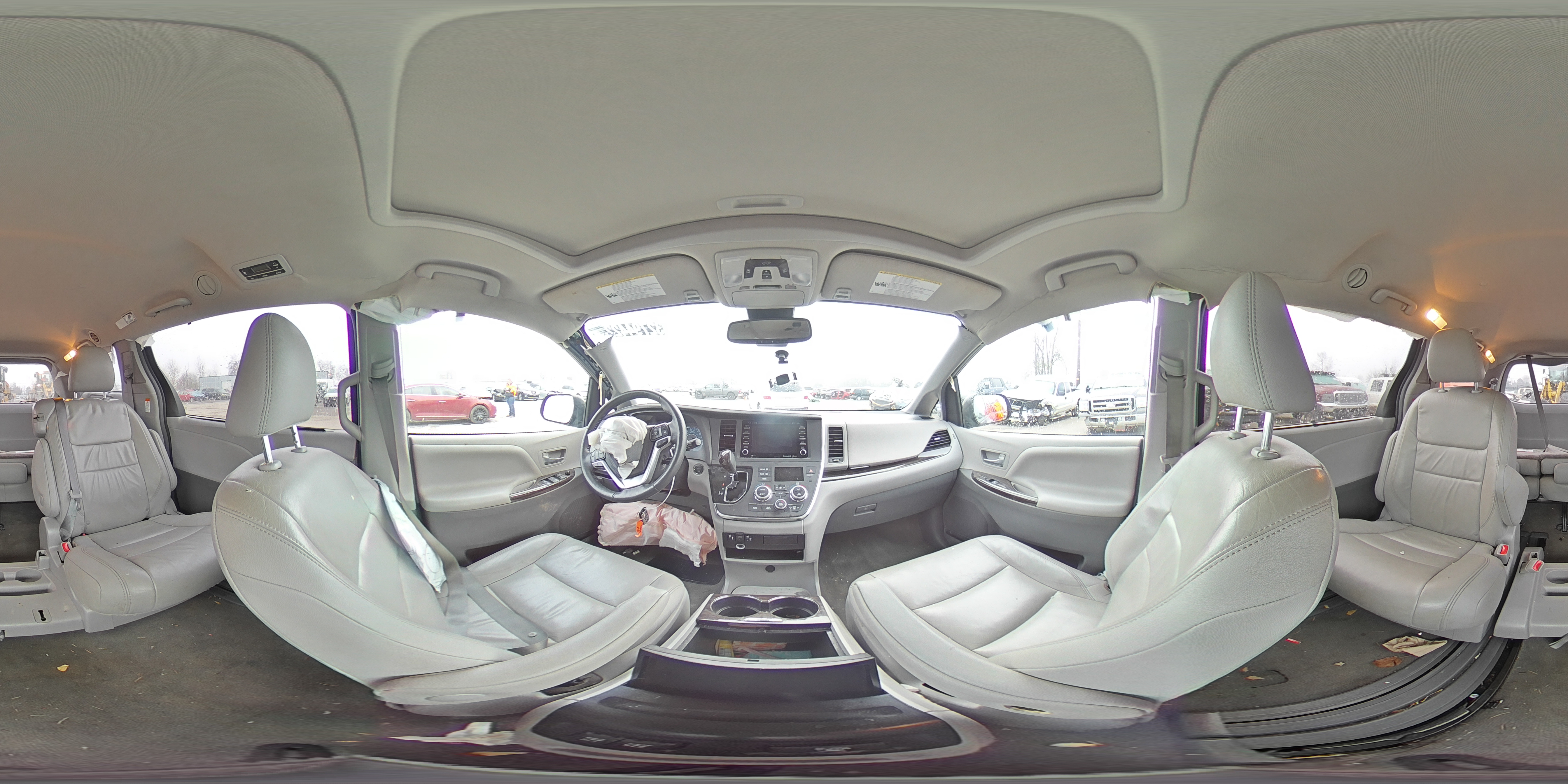 2018 TOYOTA SIENNA XLE 5TDYZ3DC9JS928760