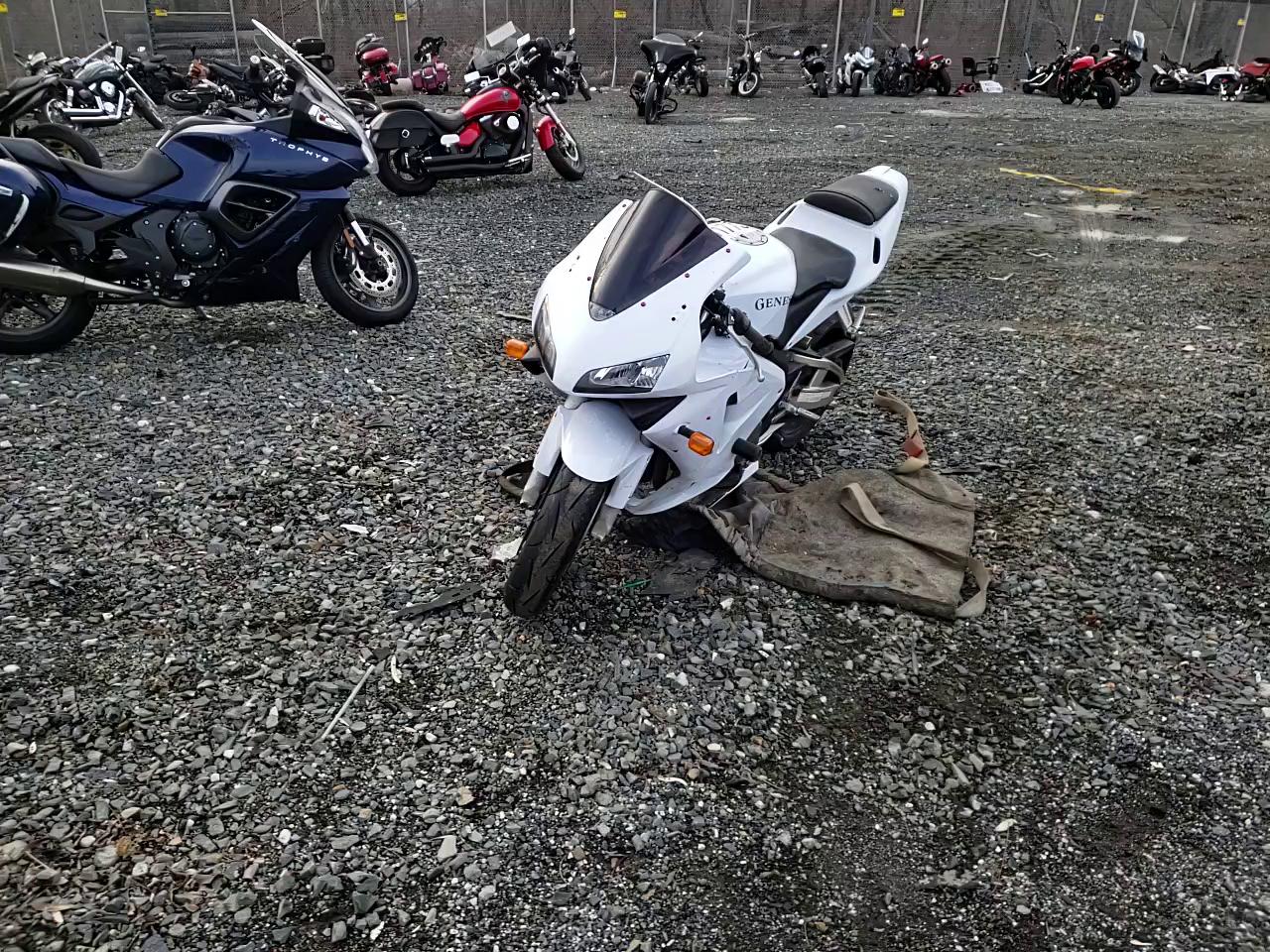 2004 HONDA CBR600 RR JH2PC37084M103170