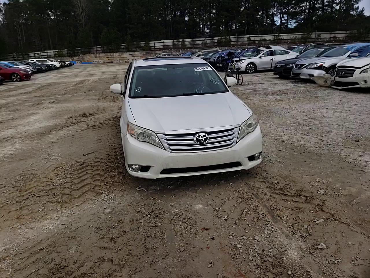 2011 TOYOTA AVALON BAS 4T1BK3DB8BU394404