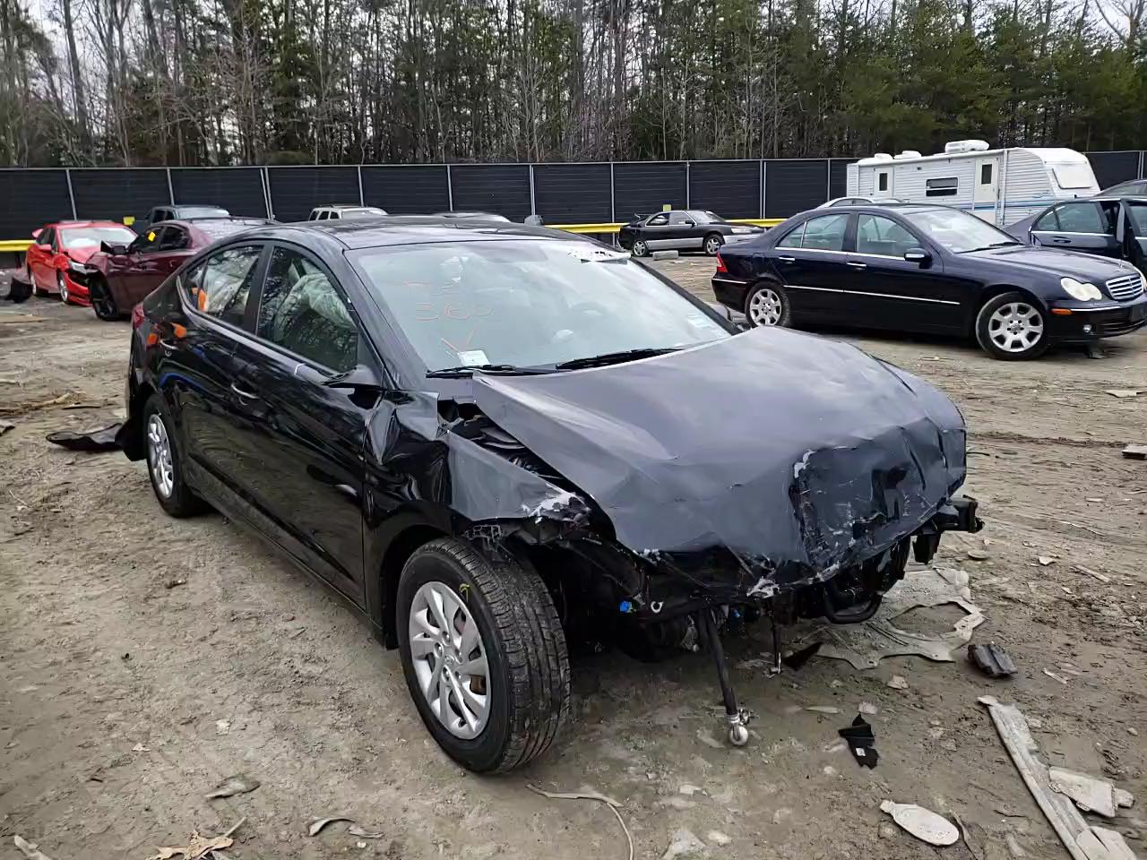2017 HYUNDAI ELANTRA SE KMHD74LF2HU127868