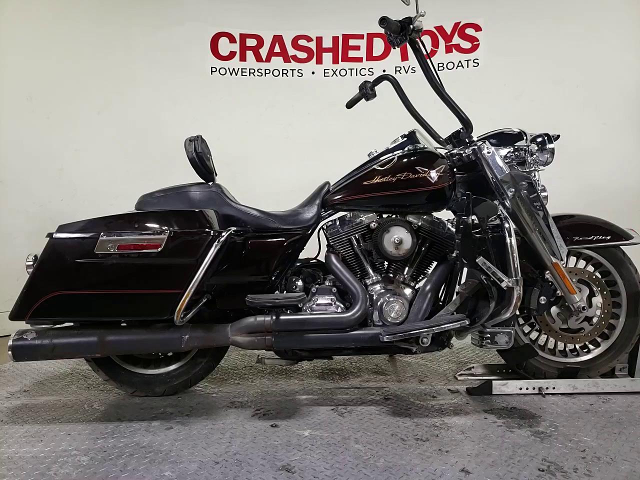 2011 HARLEY-DAVIDSON FLHR 1HD1FB410BB625425