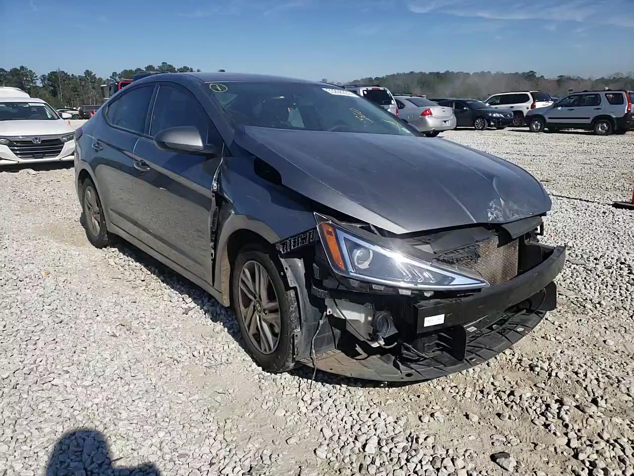 2019 HYUNDAI ELANTRA SE - 5NPD84LF6KH429358