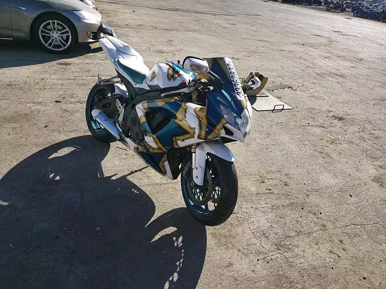 2009 SUZUKI GSX-R600 JS1GN7EA792100764