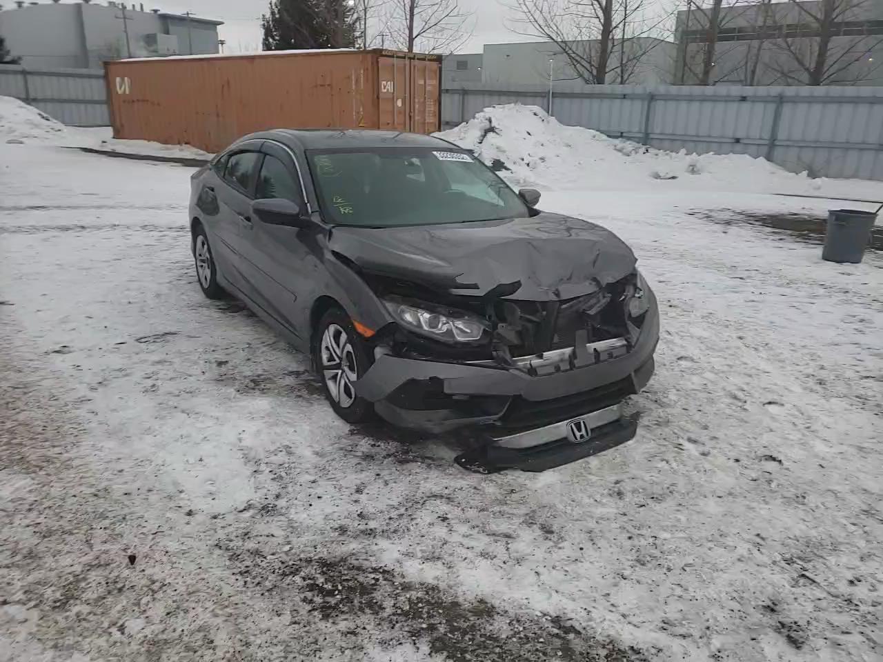 2018 HONDA CIVIC LX - 2HGFC2F59JH011948